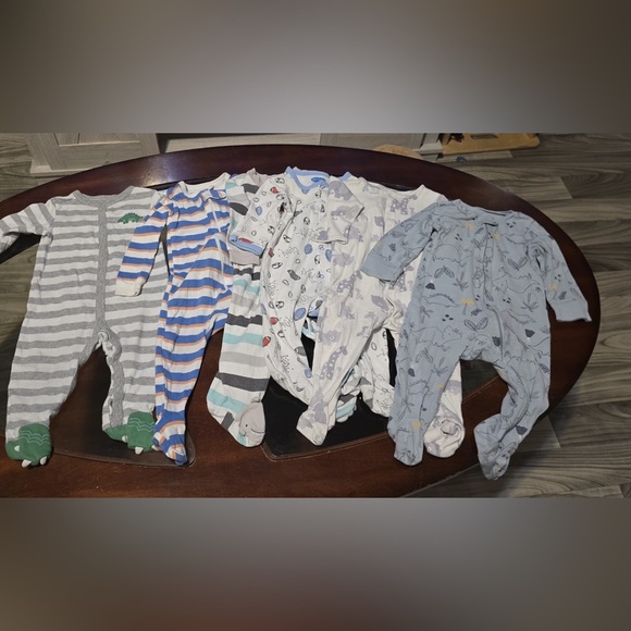 Assorted Kids One Pieces Set - Picture 1 of 7